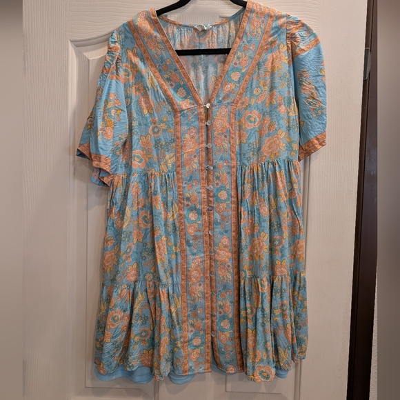 Floral Bohemian V-Neck Dress - Picture 2 of 8